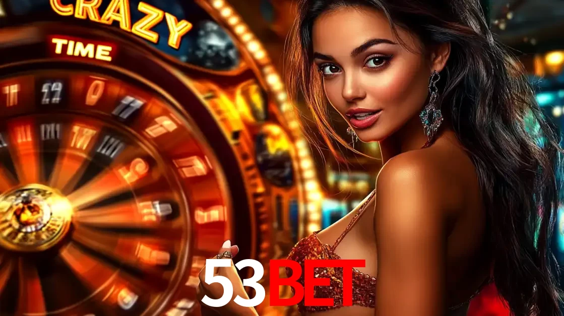 Mulher ao lado da roda de prêmios do jogo de cassino ao vivo Crazy Time, um dos shows de jogos mais emocionantes oferecidos pela plataforma de apostas 53bet.